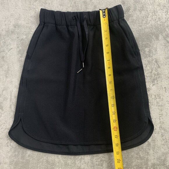 Lululemon On The Fly Skirt Womens Size 4 Black Drawstring Pockets Athleisure - Picture 2 of 6
